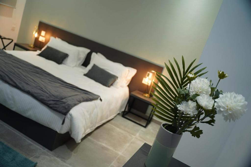 Private Rooms With Bathroom In Βαλέτα Εξωτερικό φωτογραφία